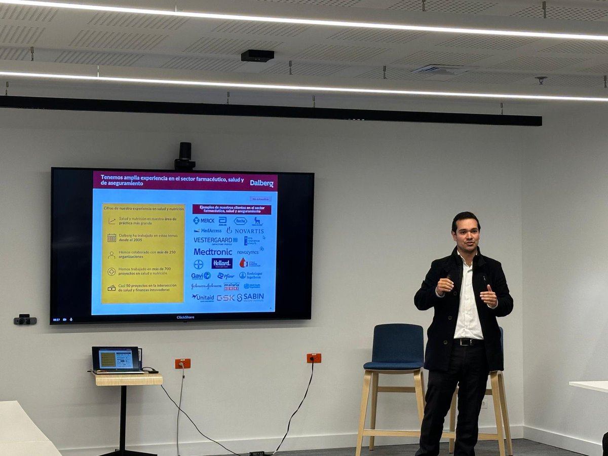 ¡Éxito total en la 2.ª sesión del Comité de Salud y Aseguramiento! Exploramos innovación financiera en salud con Instiglio y Dalberg, destacando modelos basados en resultados y Blended Finance. Gracias a Roche y a nuestras empresas aliadas. ¡Súmate al equipo Suiza!