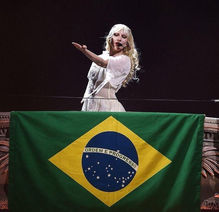 gbrlasz's tweet image. Sonhos são possíveis, basta você acreditar. ✨🖤