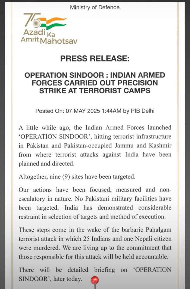 rohitrahulgupta's tweet photo. Operation SINDOOR 
🇮🇳🇮🇳
#OperationSindoor 
#IndiaPakistan  #IndianArmy https://t.co/QcByemKj5l