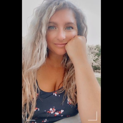 MsRiz13's tweet photo. #NewProfilePic https://t.co/vzl7q33TFg