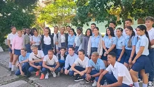 NelvisVaillant's tweet photo. #Mella #SantiagoDeCuba Inician los exámenes de ingreso a la Educación Superior. En el día de hoy la asignatura Matemática. Muchos éxitos a todos. @CubaMined @dpestgo @dme_mella https://t.co/v5KucgHNpL