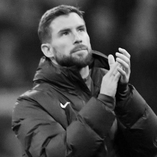 BlazquezFont's tweet image. 🗣️Iñigo Martínez: “Hoy toca pedirle perdón al aficionado del Barça. Estamos tocados, pero el domingo tenemos otra final contra el Real Madrid. Tenemos que ganar y darlo todo por los culers. Se lo merecen”. #FCBarcelona