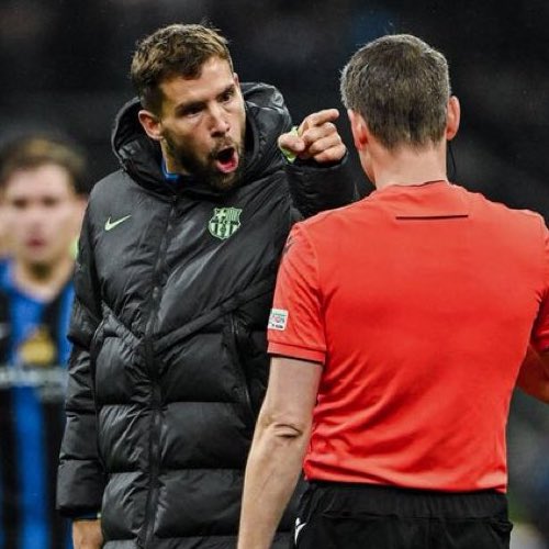 BlazquezFont's tweet image. 🗣️Iñigo Martínez: “Hoy toca pedirle perdón al aficionado del Barça. Estamos tocados, pero el domingo tenemos otra final contra el Real Madrid. Tenemos que ganar y darlo todo por los culers. Se lo merecen”. #FCBarcelona