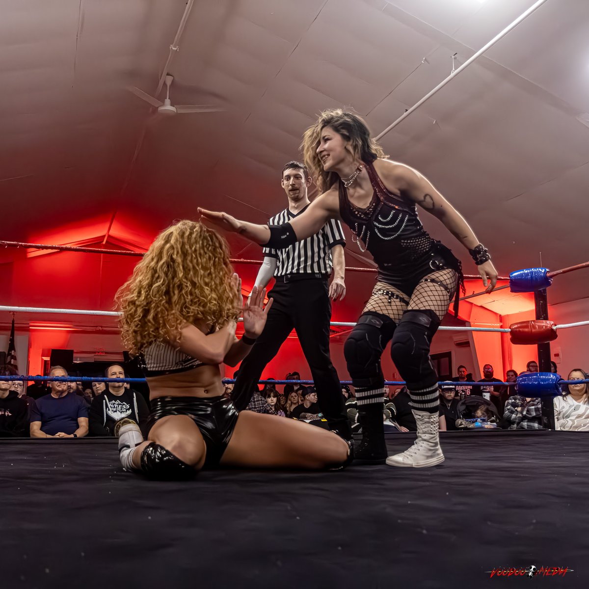 vmpix1's tweet image. Match 4:
@brookehavok vs @justmaggielee (1/2)
Full Match:
vmpix.smugmug.com/Wrestling/Limi…
👊 @LWMaine #NecessaryEvil - 4/26/25