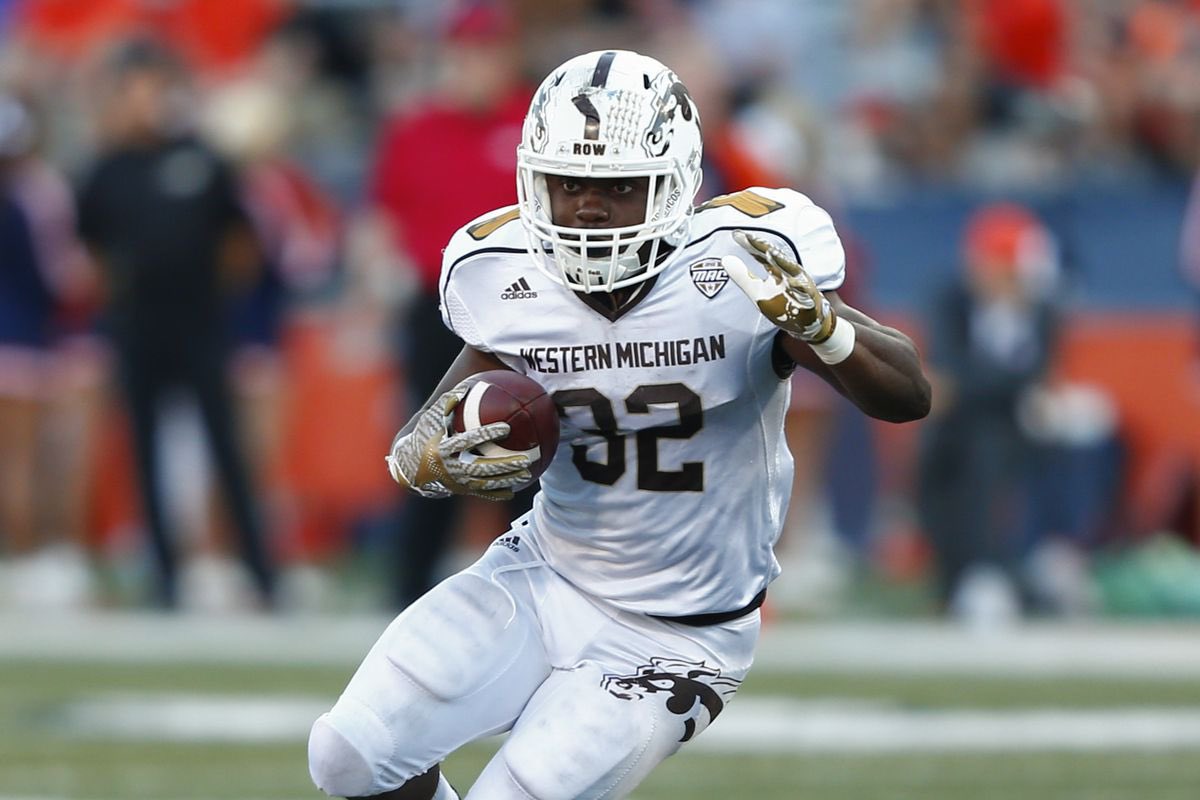 Kenyon Norman (@n0rman_keny0n) on Twitter photo Blessed to receive an offer from Western Michigan University!!! thank you coach <a href="/RBCoachPaige/">Coach Darren Paige</a> #agtg #blessed
<a href="/LakotaWestFB/">Lakota West Football</a> <a href="/WestTrackField/">Lakota West Track & Field</a> <a href="/CoachBWestbrook/">ᴄᴏᴀᴄʜ ʙ. ᴡᴇsᴛʙʀᴏᴏᴋ ™</a> <a href="/CoachTomBolden/">Tom Bolden</a> Blessed to receive an offer from Western Michigan University!!! thank you coach <a href="/RBCoachPaige/">Coach Darren Paige</a> #agtg #blessed
<a href="/LakotaWestFB/">Lakota West Football</a> <a href="/WestTrackField/">Lakota West Track & Field</a> <a href="/CoachBWestbrook/">ᴄᴏᴀᴄʜ ʙ. ᴡᴇsᴛʙʀᴏᴏᴋ ™</a> <a href="/CoachTomBolden/">Tom Bolden</a>