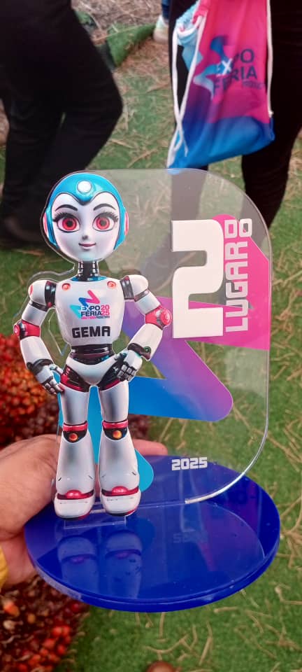 anthourba's tweet photo. @lucilangelm Que casualidad nosotros también nos trajimos el 2do lugar 🤪 estuvo muy buena la expoferia. También fue el docente comodín 😁 https://t.co/wH4DgOyxmy