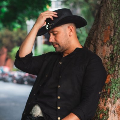 pacocuellar_'s tweet photo. #NewProfilePic https://t.co/S8NPXcIfMl