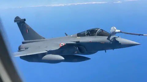 PakistanFauj's tweet image. 🚨⚠️Security Sources confirm, 
3rd Indian aircraft shot down near Akhnor. Rafale 💥