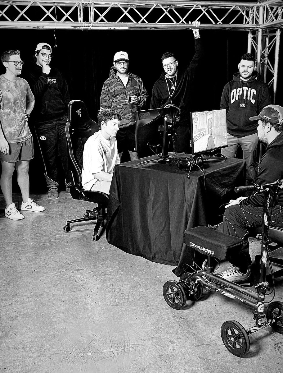 OpTic tweet media