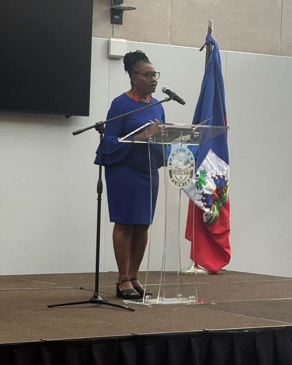 Thank you to everyone who joined us for the “Reclaiming Tomorrow: Sowing Seeds of Change for Haiti” art exhibit unveiling, reflecting on Haiti’s past, present, and future through art. The exhibit honored Haiti’s spirit, creativity, and ongoing fight for justice. 

#MDCdistrict2