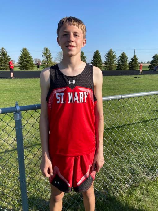 NEW MEET RECORD!   

Congratulations to Colter Griffin on setting a new meet record yesterday.  Colter ran a meet record time of 28.31 in the 200M hurdles at the Freeman JH meet today. 

(Old record was 31.14 by Lincoln Vannorsdel, Viborg Hurley in 2024) 

Congratulations Colter!