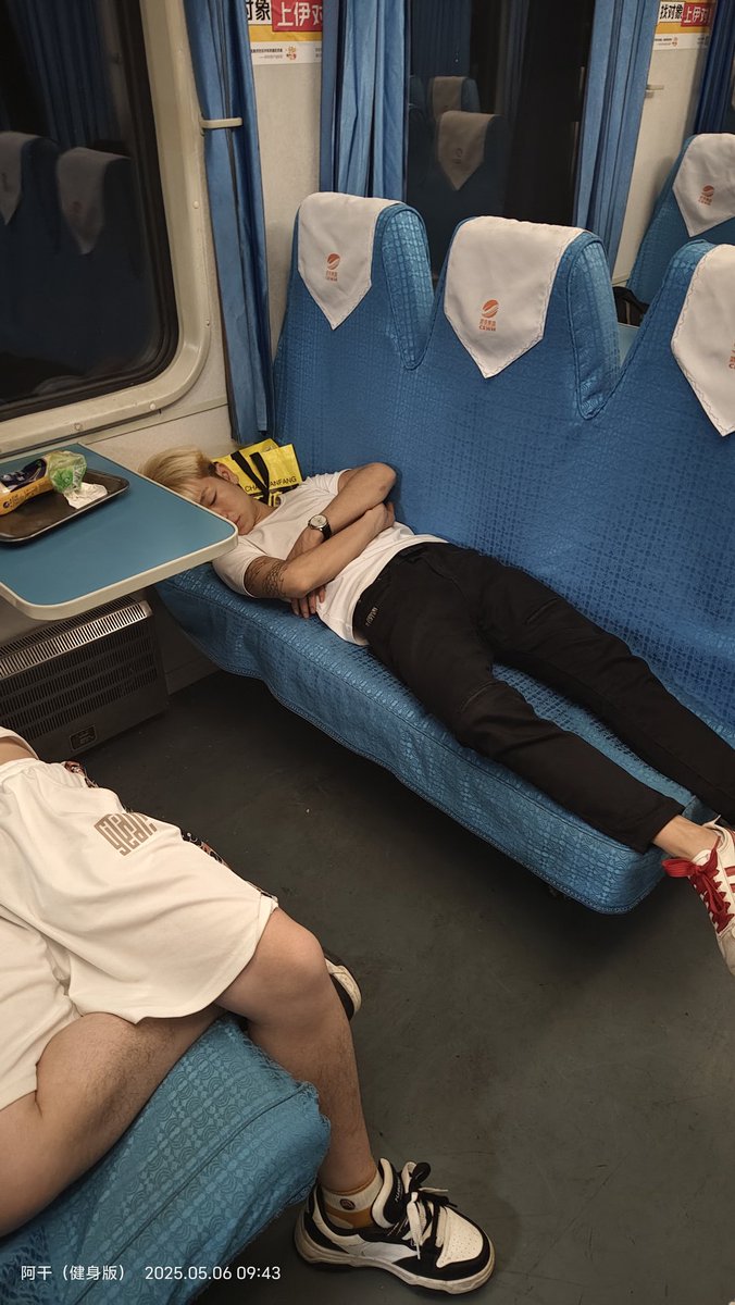 温州偷摸网吧偷摸直男 tweet media