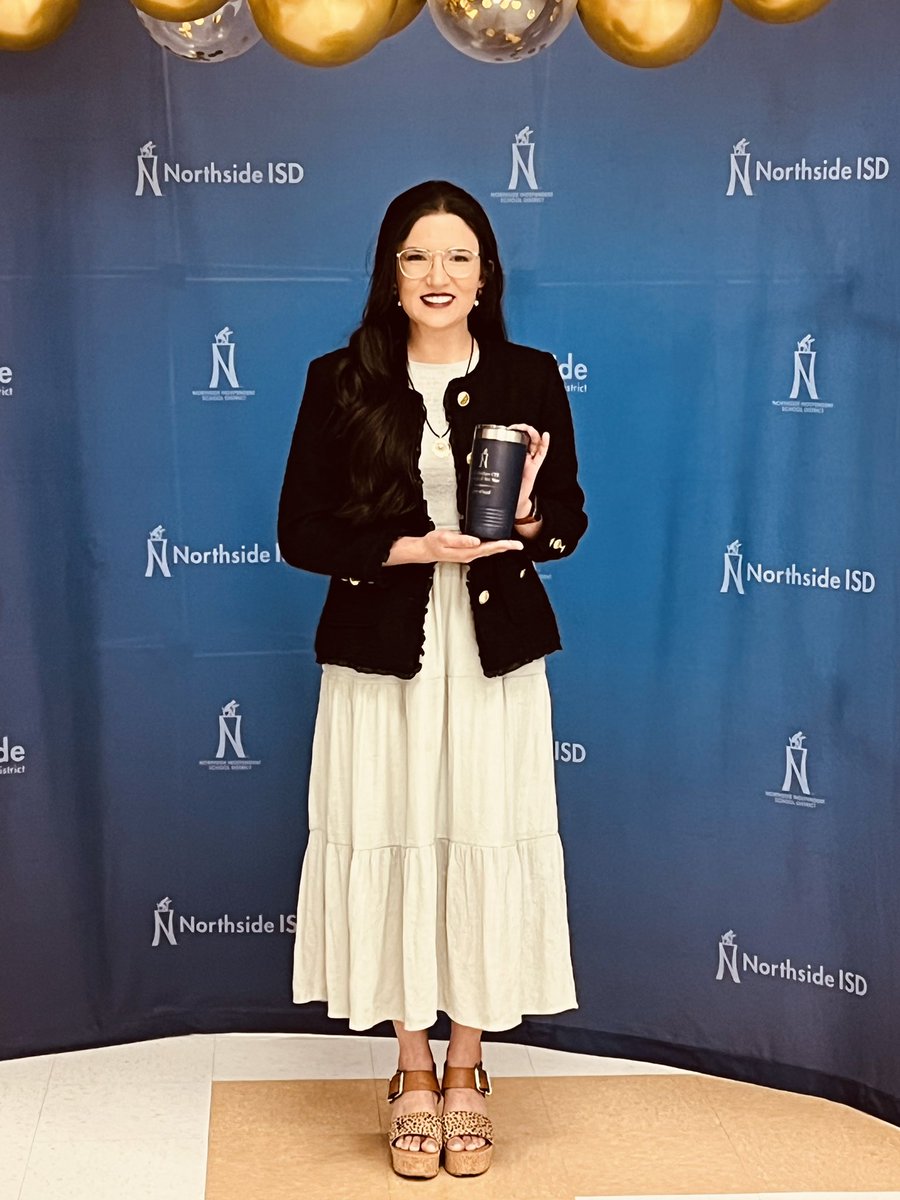 Rick_Yzaguirre's tweet photo. Huge congrats and a very well deserved recognition to this year’s @NISDHarlan CTE teacher of the year, Kimberly O’Neal!!! Way to go Kim!!! @MrsONealDesigns #HawkYeah https://t.co/9N08DdFEfz