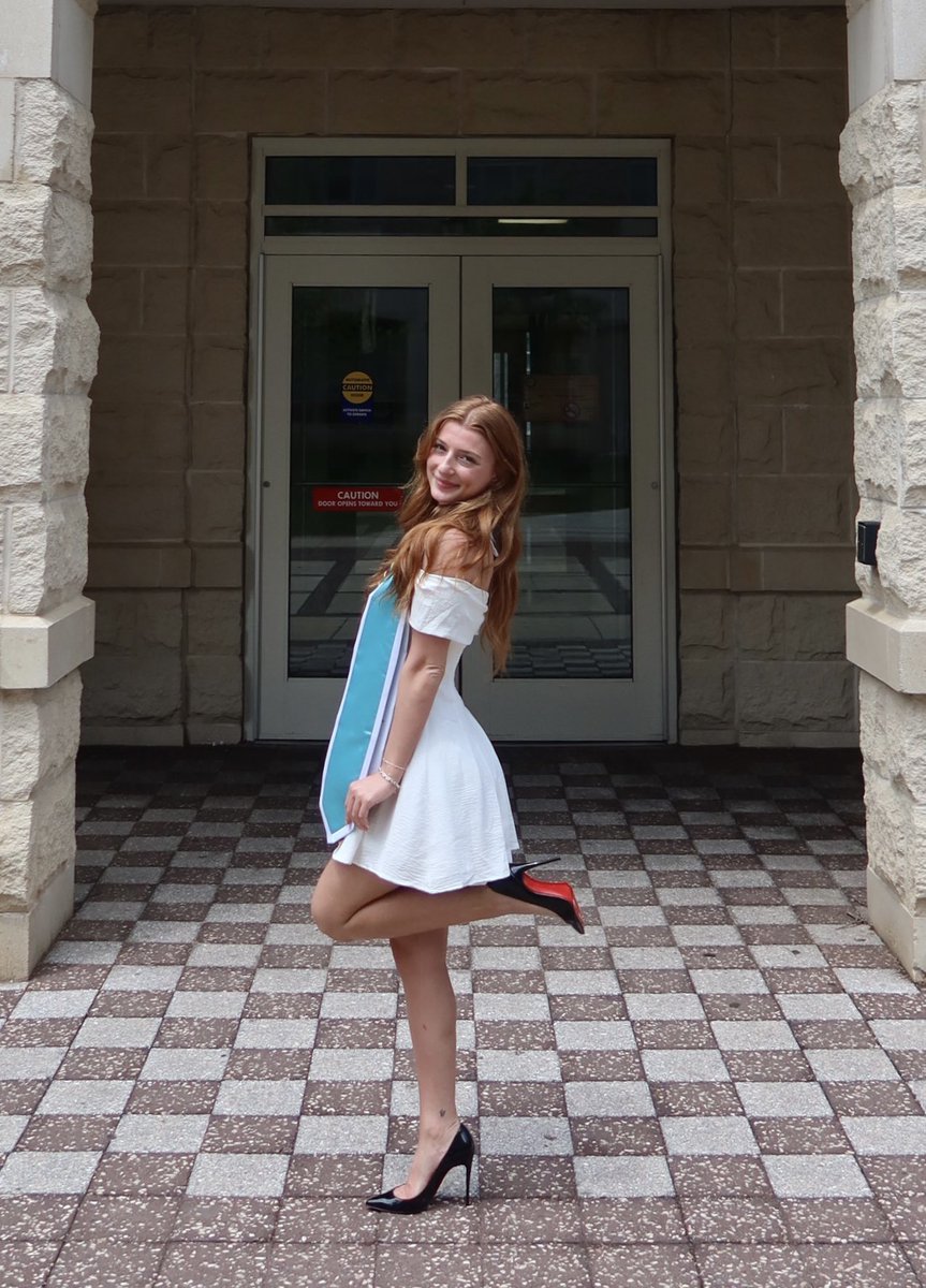 Graduation pictures ✅