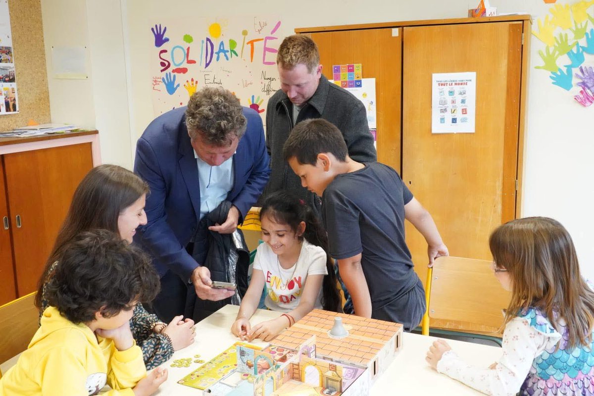 Nicolas Poilleux (@nicolaspoilleux) on Twitter photo Visite de « Ma chance Moi aussi » dans leur deuxième site aixois de l’école de la Liberté : des enfants attentifs et studieux qui suivent des ateliers d’éveil et de renforcement scolaire!
Une association qui intervient dans les quartiers prioritaires ! <a href="/MCMA_Officiel/">Ma Chance Moi Aussi</a> #aixlesbains Visite de « Ma chance Moi aussi » dans leur deuxième site aixois de l’école de la Liberté : des enfants attentifs et studieux qui suivent des ateliers d’éveil et de renforcement scolaire!
Une association qui intervient dans les quartiers prioritaires ! <a href="/MCMA_Officiel/">Ma Chance Moi Aussi</a> #aixlesbains