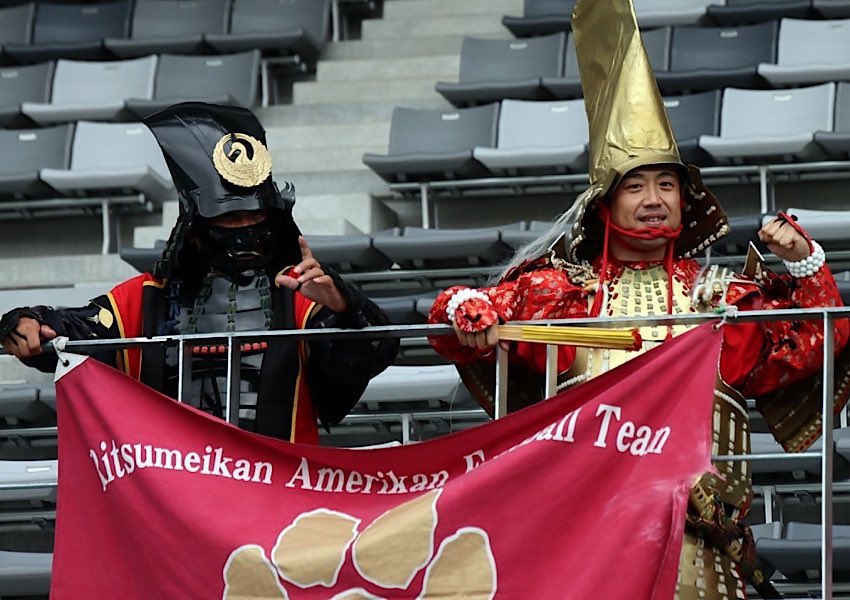 hanbeyshigetora's tweet image. 🏈再び感動を…

令和７年５月11日(日)
第75回長浜ひょうたんボウル
（平和堂HATOスタジアム）※有料

我らと共にスタジアムで
アメフトの熱い戦いを応援しよう！

#立命館大学 #法政大学
#戦国おもてなし武将隊信義徹誠
#京都・長岡京おもてなし武将隊つつじ
#チビチビ武将隊我武者羅　#Maria