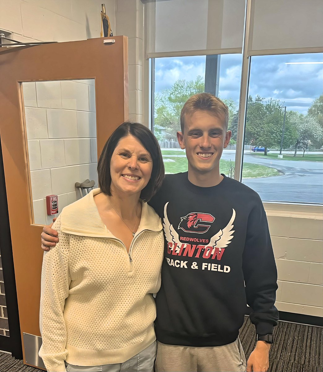 CHS Student Services (@clinhscounselor) on Twitter photo Congrats to Gabe Manchester for being selected for the FAME program <a href="/washtenawcc/">Washtenaw Community College</a> & hired by <a href="/Toyota/">Toyota USA</a> – R&D!
He’ll earn a Mechatronics – Robotics & Automated Systems degree from WCC and get paid, hands-on training in advanced manufacturing.
So excited for your future!
#CHSPride Congrats to Gabe Manchester for being selected for the FAME program <a href="/washtenawcc/">Washtenaw Community College</a> & hired by <a href="/Toyota/">Toyota USA</a> – R&D!
He’ll earn a Mechatronics – Robotics & Automated Systems degree from WCC and get paid, hands-on training in advanced manufacturing.
So excited for your future!
#CHSPride
