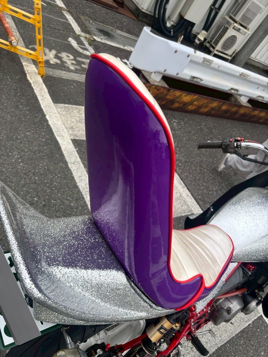 ryryry0805s's tweet photo. ラクダから三段シートに変わります

#ゼファー
#売り https://t.co/1EEJa3TJIW