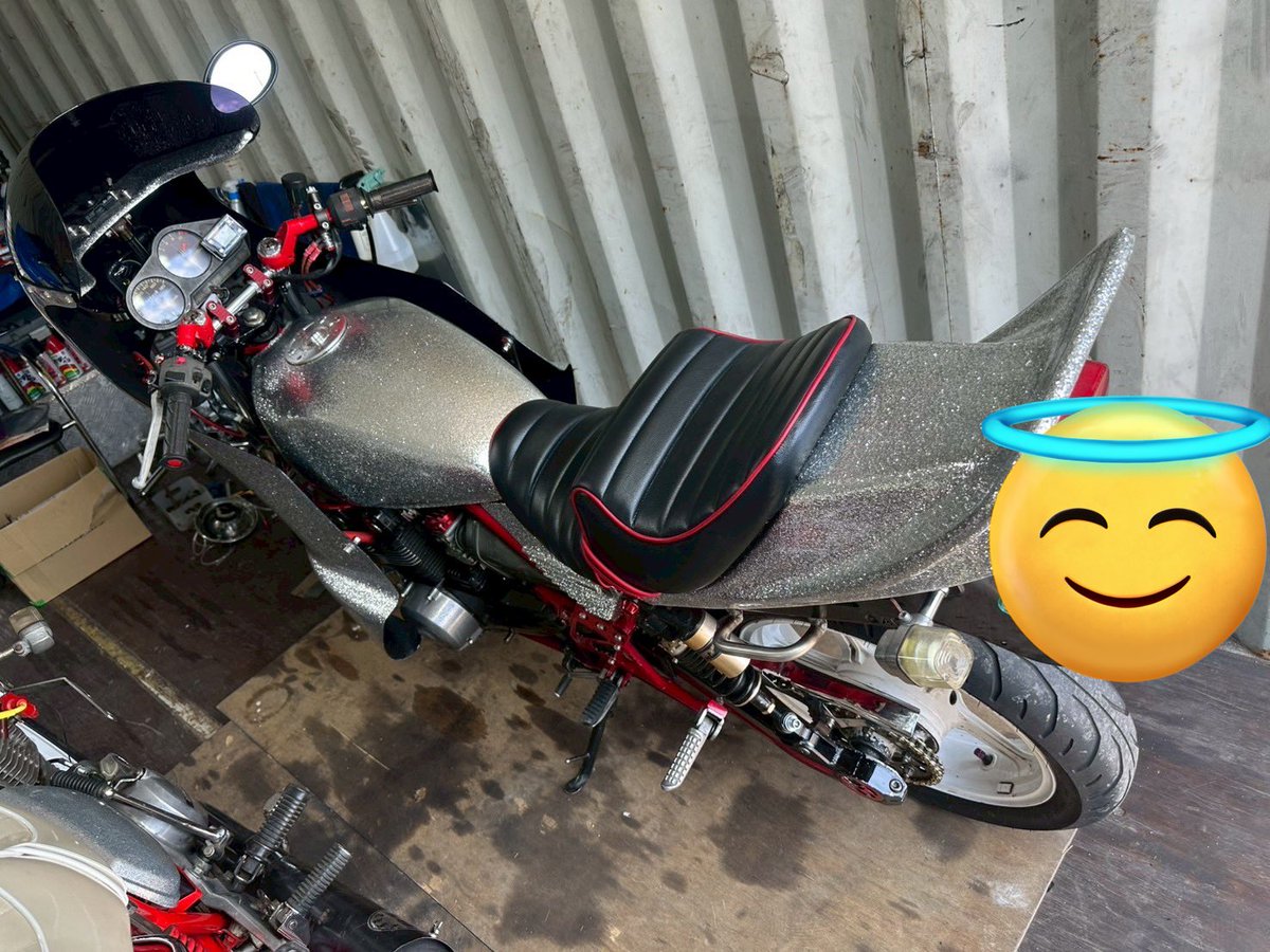 ryryry0805s's tweet photo. ラクダから三段シートに変わります

#ゼファー
#売り https://t.co/1EEJa3TJIW