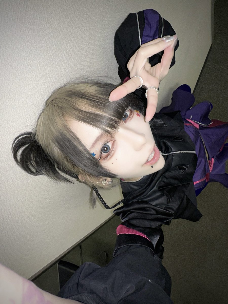 coma2na3's tweet photo. ✌🏿⭐️💫 https://t.co/XKi6MZde3q