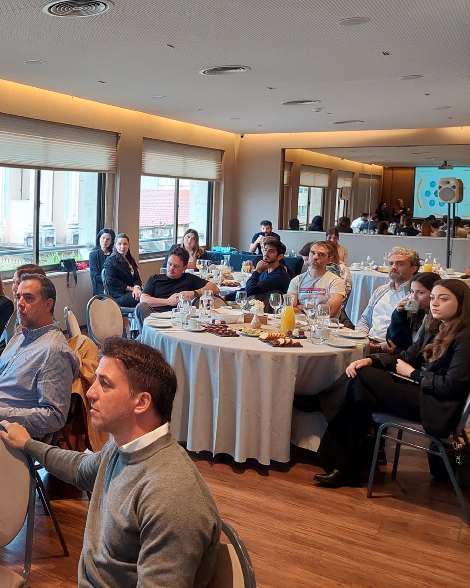 IAEF (@iaef_oficial) on Twitter photo Revivimos en imágenes el Brunch de Negocios organizado por IAEF Córdoba en donde conversamos sobre ecosistemas colaborativos como herramienta de impacto competitivo.
<a href="/CordobaAcelera_/">Córdoba Acelera</a> <a href="/CompCba/">Agencia Competitividad Córdoba</a>
Podés acceder a la charla completa en nuestro canal de YouTube:
👉 Revivimos en imágenes el Brunch de Negocios organizado por IAEF Córdoba en donde conversamos sobre ecosistemas colaborativos como herramienta de impacto competitivo.
<a href="/CordobaAcelera_/">Córdoba Acelera</a> <a href="/CompCba/">Agencia Competitividad Córdoba</a>
Podés acceder a la charla completa en nuestro canal de YouTube:
👉