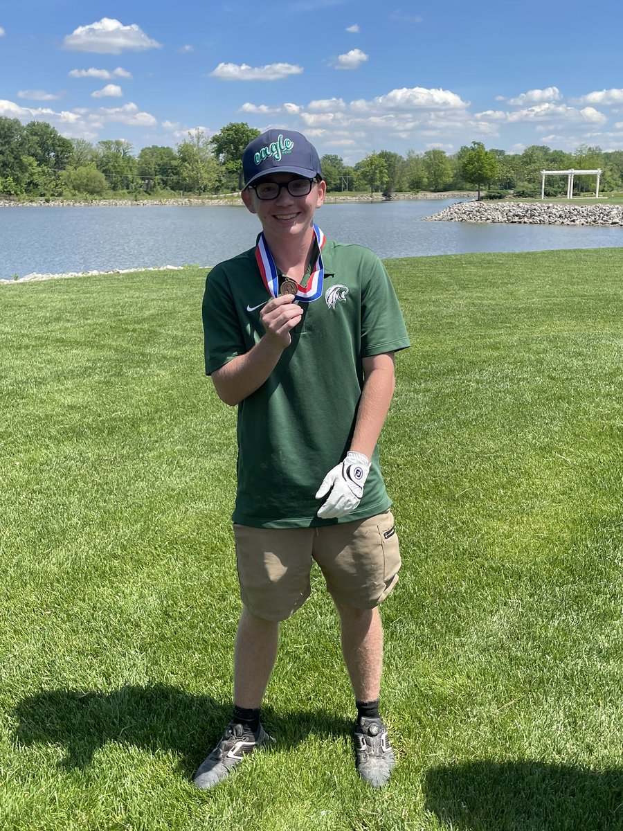 FarmGolf's tweet image. JV had a solid showing in the GAC North Conference Tournament. We shot a 378 as a team. Scores included Louie Gerst 96, Abe Larrew-85, Will Hackmann-90, and Mason Bextermueller-107. Abe(7th), Will(9th), and Louie(10th) earned medals for their performance today. Good work today!