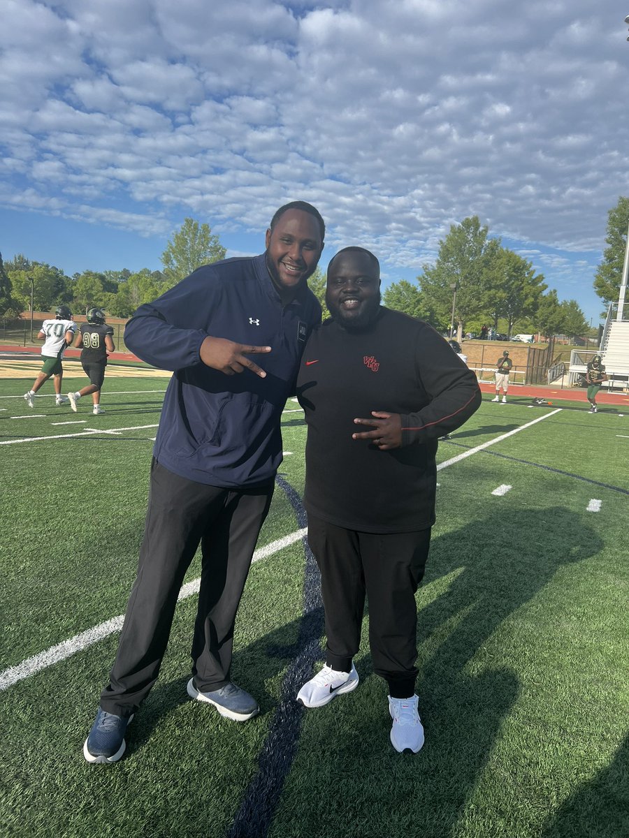 KoachJack_79's tweet image. TWIN @_CoachJames #DLMinistry #Pro #Technique &amp;amp; #Fundamentals ‼️