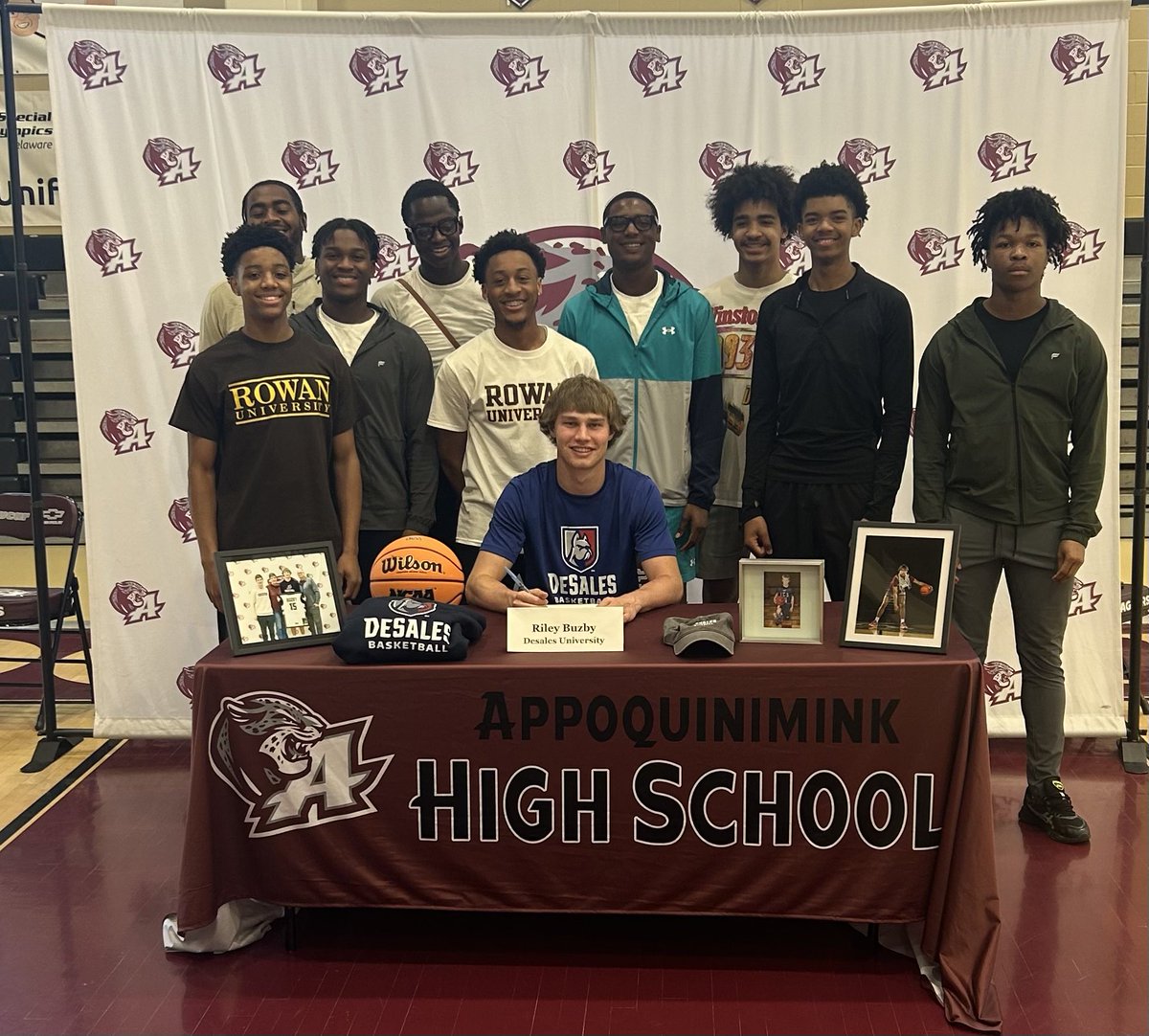 Appo Boys Basketball (@appobball) on Twitter photo Congratulations Daniel Harvey for signing with <a href="/RowanMBB/">Rowan Men’s Basketball</a> & Riley Buzby for signing with <a href="/DeSalesHoops/">DeSales Bulldogs MBB</a>
<a href="/Daniel_D318/">Daniel Harvey</a> <a href="/rileybuzby/">Riley Buzby</a> Congratulations Daniel Harvey for signing with <a href="/RowanMBB/">Rowan Men’s Basketball</a> & Riley Buzby for signing with <a href="/DeSalesHoops/">DeSales Bulldogs MBB</a>
<a href="/Daniel_D318/">Daniel Harvey</a> <a href="/rileybuzby/">Riley Buzby</a>