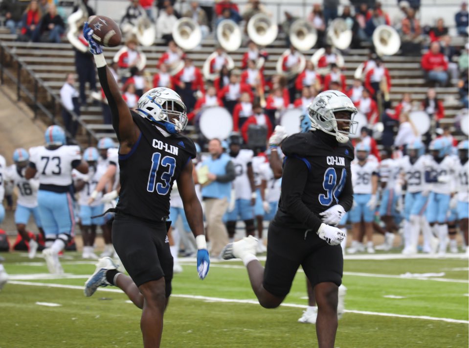 #AGTG After a great conversation with <a href="/coachgordon1/">Matt Gordon</a> I am blessed to receive an offer from <a href="/CoLinFootball/">Co-Lin Football</a> 

<a href="/CoachKLacey/">Coach Kendall Lacey</a> <a href="/jarereimonenq/">Jarius Reimonenq</a> <a href="/EricGray85/">Ed. S. Eric Gray</a> <a href="/CoachAGibbs/">Coach A. Gibbs</a> <a href="/CJ_AndersonJr/">C.J. Anderson</a> <a href="/tv2p/">Tony Vance</a> <a href="/MarcusThornton/">Marcus Thornton</a> <a href="/CoachTylerHobbs/">Tyler Hobbs</a> <a href="/BurgBuiltFB/">Hattiesburg High School Football</a>