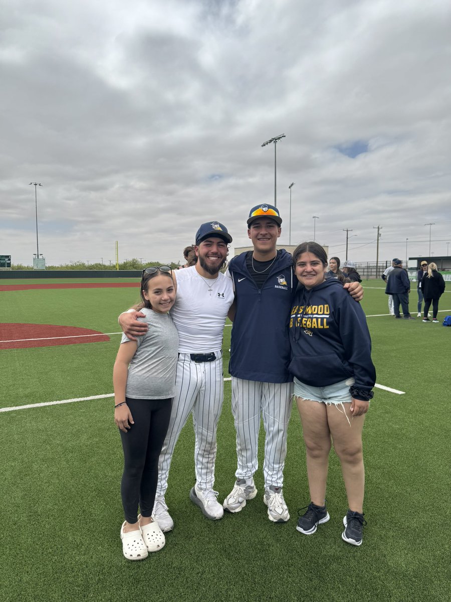 final stat line from senior year. can’t wait to see what God has in store for next season.🙏🏽<a href="/TroopersEhs/">EHS_Troopers_Baseball</a> <a href="/ctled99/">Caden Ledbetter</a> <a href="/Fchavezeptimes/">Felix Chavez</a> <a href="/quin7836/">Victor Quinonez</a>