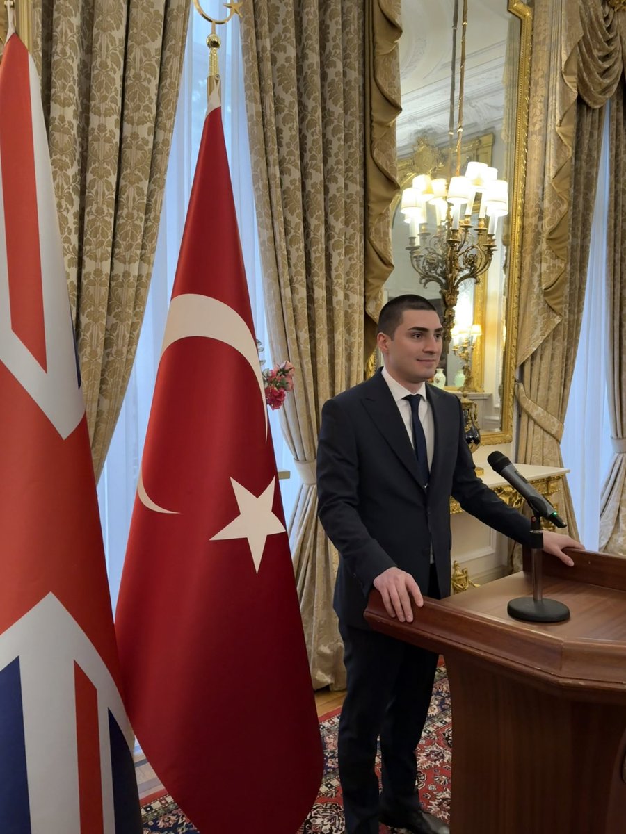 Genel Başkanımız Sn. #MertŞener, Ticaret Bakanımız Sn. Prof. Dr. ÖmerBolat ile birlikte Londra Büyükelçiliği tarafından düzenlenen resepsiyona katılım sağladı.