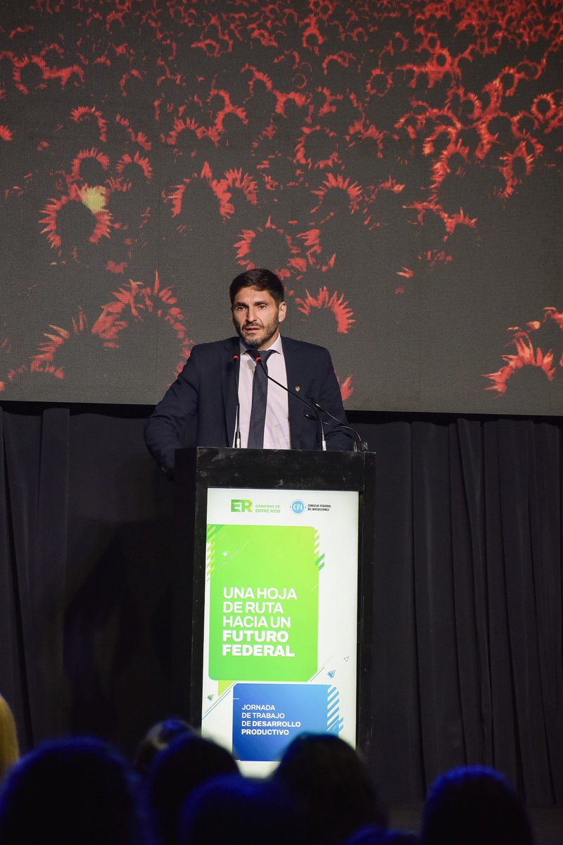 Maximiliano Pullaro (@maxipullaro) on Twitter photo Participamos en Paraná de una jornada de trabajo junto a gobernadores de distintas provincias para debatir una hoja de ruta hacia un verdadero desarrollo federal.
La Argentina no va a salir adelante con atajos financieros. Necesitamos producir más, fortalecer nuestras industrias Participamos en Paraná de una jornada de trabajo junto a gobernadores de distintas provincias para debatir una hoja de ruta hacia un verdadero desarrollo federal.
La Argentina no va a salir adelante con atajos financieros. Necesitamos producir más, fortalecer nuestras industrias