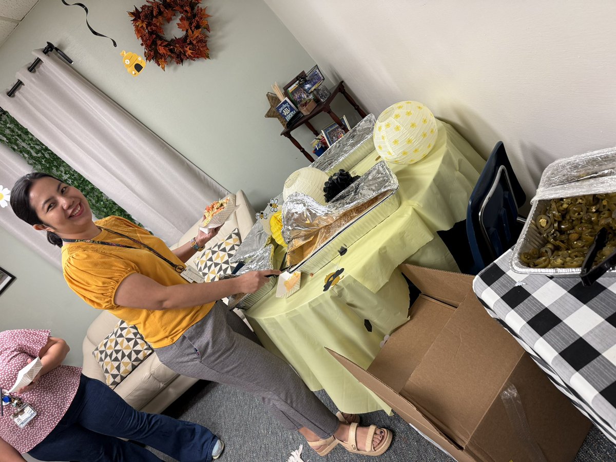 Nacho average community support!  Thank you again, <a href="/MDUMC/">Memorial Drive UMC</a> for the teacher appreciation meal for our TWE staff! Feeling very loved! <a href="/SBISD/">Spring Branch ISD</a>
