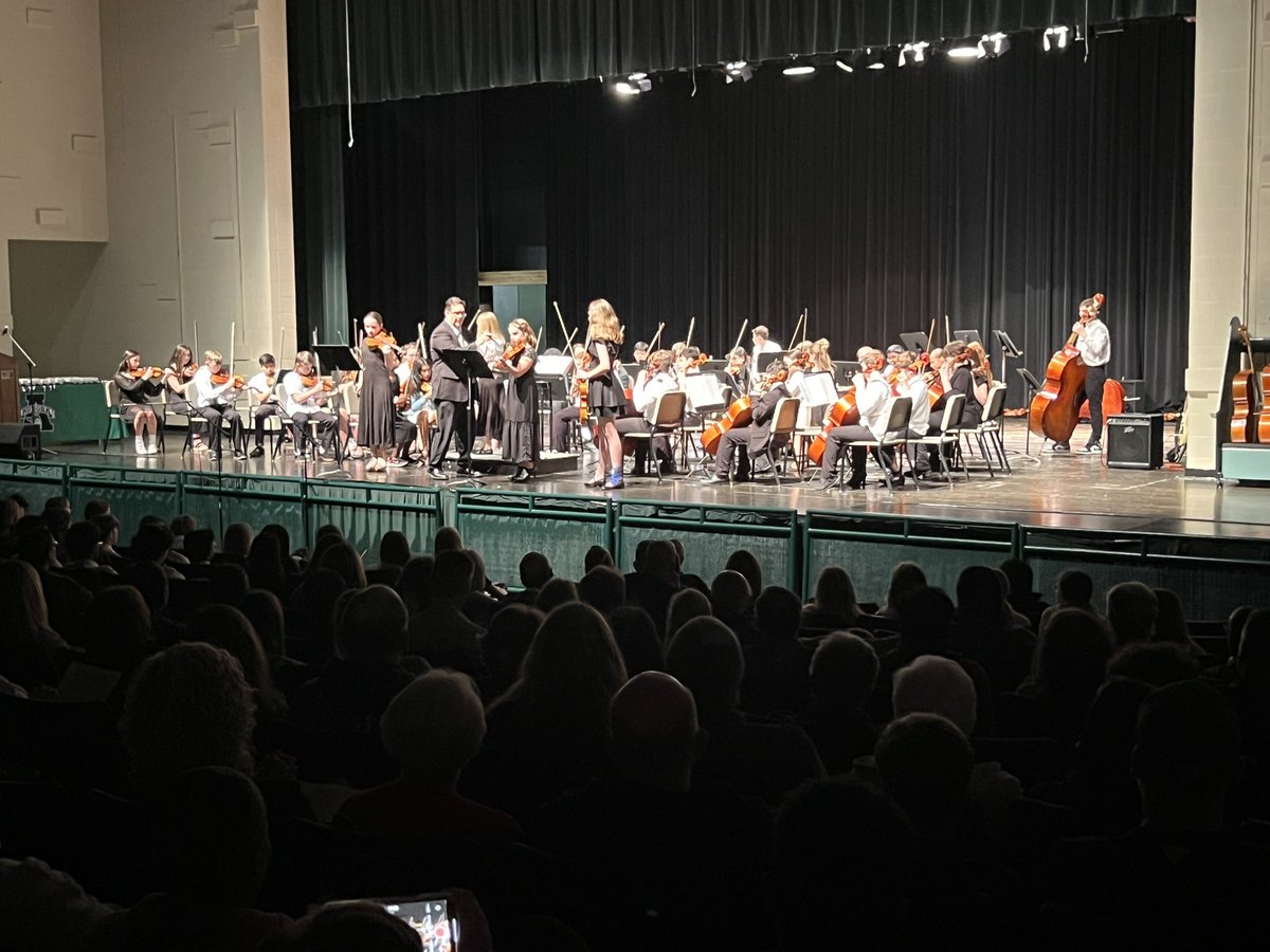 Ryan Beaumont (@apharmonms) on Twitter photo 6th Grade did an AMAZING Job tonight! The ensemble was great and the soloists were as good as advertised!
<a href="/HarmonPrincipal/">Mark Abramovich</a> <a href="/Greenmensteward/">Michael Roberto</a> <a href="/DrPMilcetich/">Paul Milcetich</a> #unitedgreenmen 6th Grade did an AMAZING Job tonight! The ensemble was great and the soloists were as good as advertised!
<a href="/HarmonPrincipal/">Mark Abramovich</a> <a href="/Greenmensteward/">Michael Roberto</a> <a href="/DrPMilcetich/">Paul Milcetich</a> #unitedgreenmen