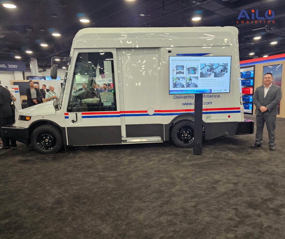 AiLO Logistics was proud to participate in the 2025 NPF in Nashville! A special thank-you to USPS official Peter Routsolias for stopping by our booth—we truly appreciated the visit!
We’re already looking forward to next year’s event—see you all in Phoenix!