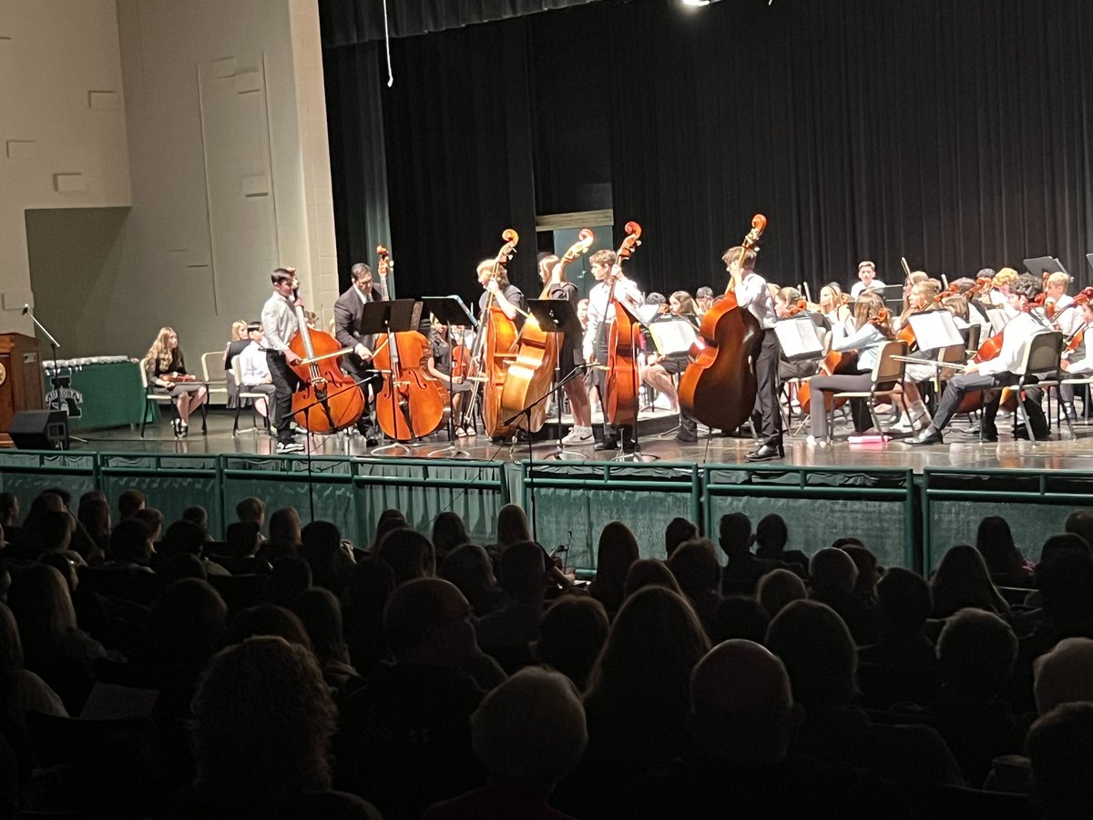 Ryan Beaumont (@apharmonms) on Twitter photo Harmon’s very own Bass Ensemble
<a href="/HarmonPrincipal/">Mark Abramovich</a> <a href="/Greenmensteward/">Michael Roberto</a> <a href="/DrPMilcetich/">Paul Milcetich</a> #unitedgreenmen Harmon’s very own Bass Ensemble
<a href="/HarmonPrincipal/">Mark Abramovich</a> <a href="/Greenmensteward/">Michael Roberto</a> <a href="/DrPMilcetich/">Paul Milcetich</a> #unitedgreenmen
