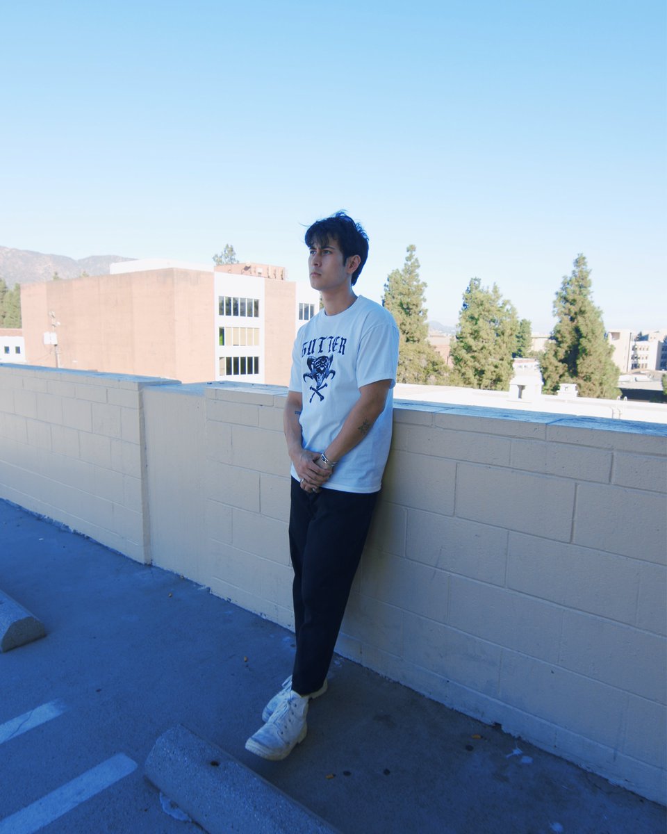 guttercompound's tweet photo. Protection in the form of a fit. Guard your energy &amp; inner flame with the Guardian Tee by @guttercompound 🛡️⚔️ only at https://t.co/z4puE8OFAZ 

#gutter #streetwear #losangeles #altfashion #y2k #guttercompound https://t.co/d8sO8p1Zx3