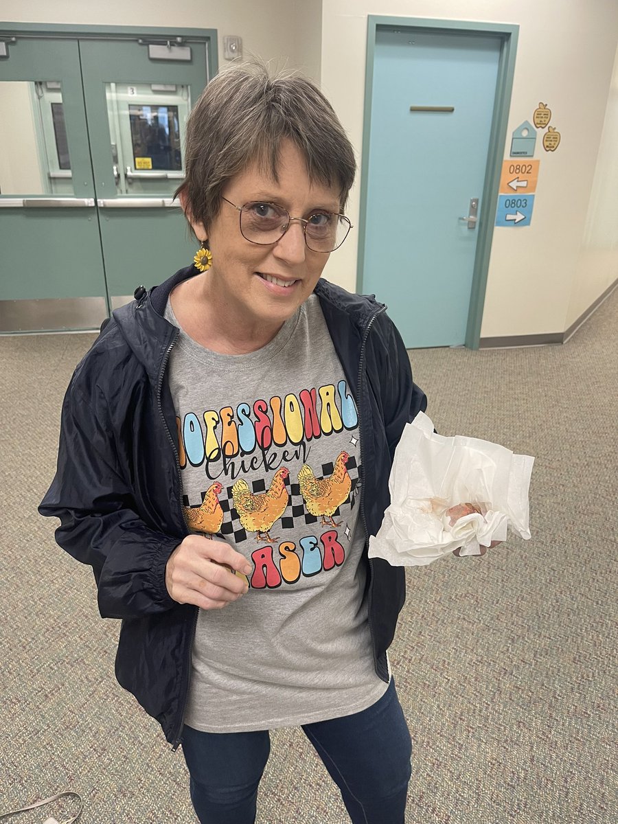 Our resident Chick Whisperer, Mrs. Wojcik, nursed a baby chick back to health. 🐤 #hayeshawks