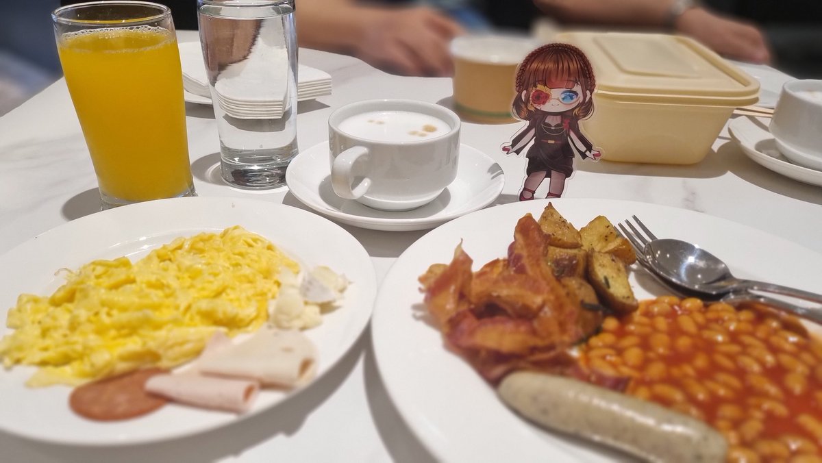 Selamat Pagiiii ☕️💕 Mommy sarapan banyak pagi ini 😆😆😆 Kalian jangan lupa sarapan juga ya 

#chocopegipegi
#chocojalanjalan