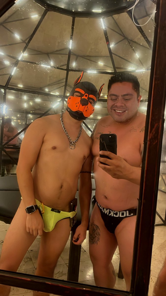 Soy el Serch Romero (@soyelserchromer) on Twitter photo Imagínate venir un martes de osos a <a href="/Sextopiso_mx/">SeXtO Piso</a> y toparte con <a href="/ManfretPup/">Pup Manfret</a>
Que chulada de cogida me metio 🤤🤤
🍆🍆🤤🤤💦💦 Imagínate venir un martes de osos a <a href="/Sextopiso_mx/">SeXtO Piso</a> y toparte con <a href="/ManfretPup/">Pup Manfret</a>
Que chulada de cogida me metio 🤤🤤
🍆🍆🤤🤤💦💦