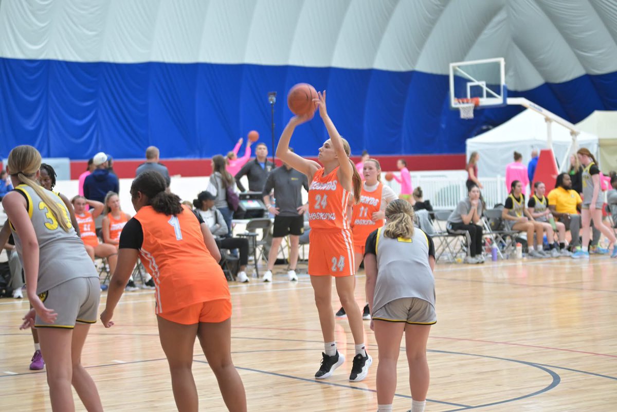 Maria_C0909's tweet image. Had so much fun at the @PrepGirlsHoops tourney this weekend! Our team went 4-0! Here’s some pictures from this weekend.
@team_hoskins
@JDabbs86
@PGH_Ohio