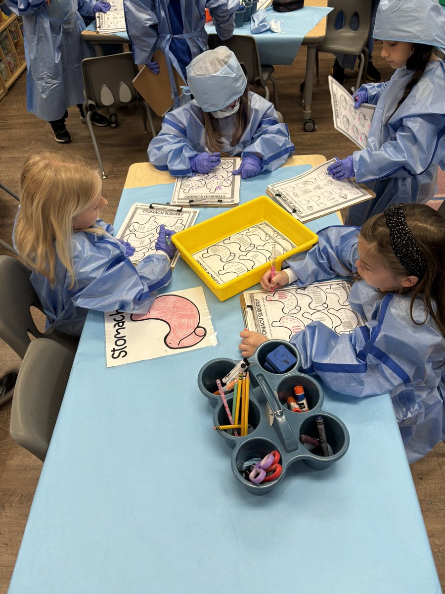 MrsWilliams_RES's tweet photo. We had the best time “saving lives” today by solving place value problems! @Rockfield_Elem @GoTeachKY https://t.co/kmBkgo57iB