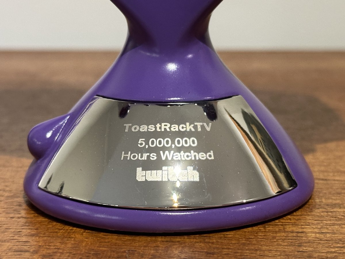 Wow! I can't believe <a href="/Twitch/">Twitch</a> enjoyers have watched me play vidya games for a crazy 5 million hours! What a dream come true. Thank you all and thank you <a href="/Twitch_ANZ/">Twitch ANZ</a> for this beautiful #bleedpurple trophy! #twitchstreamer #TwitchPartner #EscapefromTarkov #EFT