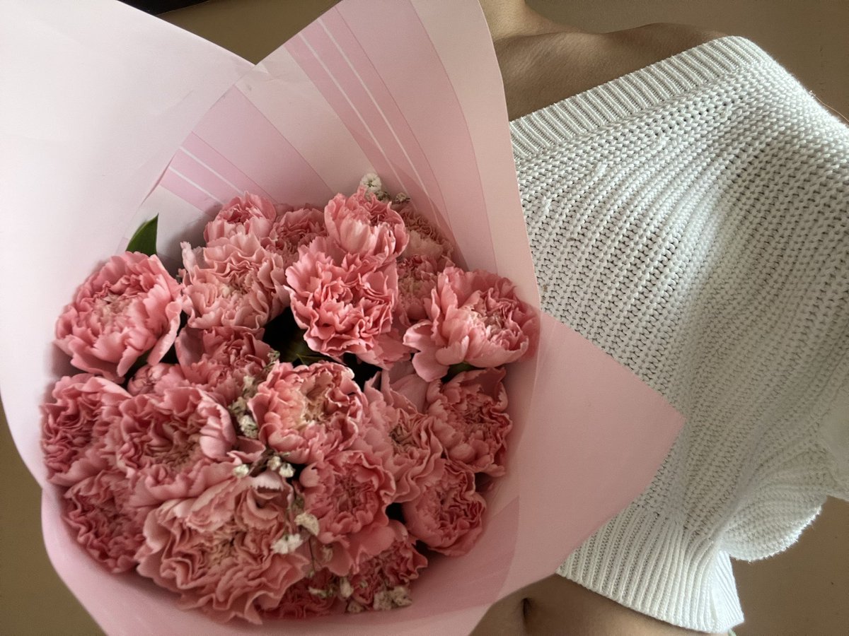 fllmartinez's tweet photo. Amo las flores 🤍 https://t.co/Th0mFP0Zq2