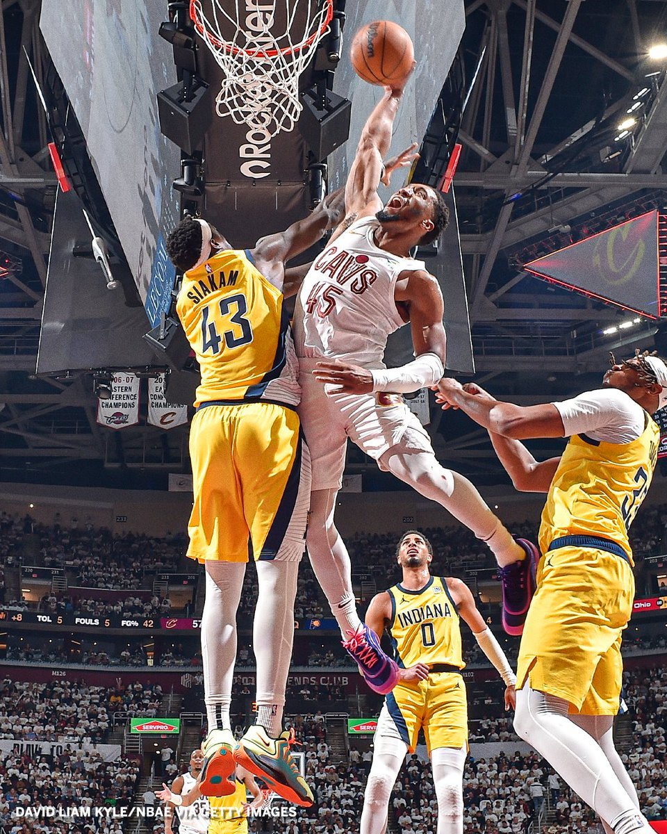 HANG. IT. IN. THE. LOUVRE.