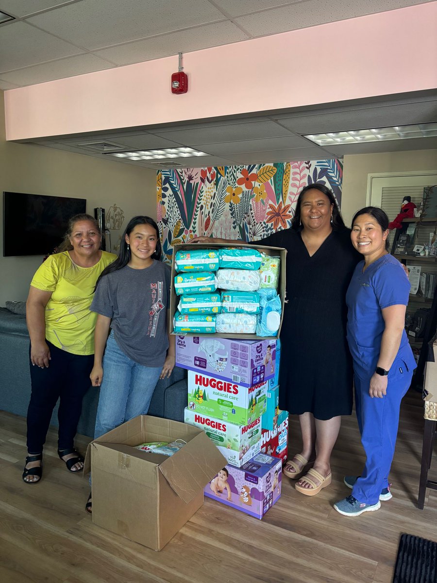Big mahalo to 4-H on Maui for donating 800 diapers 🧷 and wipes to help Maui keiki 👶🏽 in need! Your aloha makes a big difference.

Need diapers? Visit: alohadiaperbank.org 🌐

#Mahalo4H #MauiStrong 🌺 #EndDiaperNeed 🍼 #KeikiFirst 👣 #ShareAloha 🤙