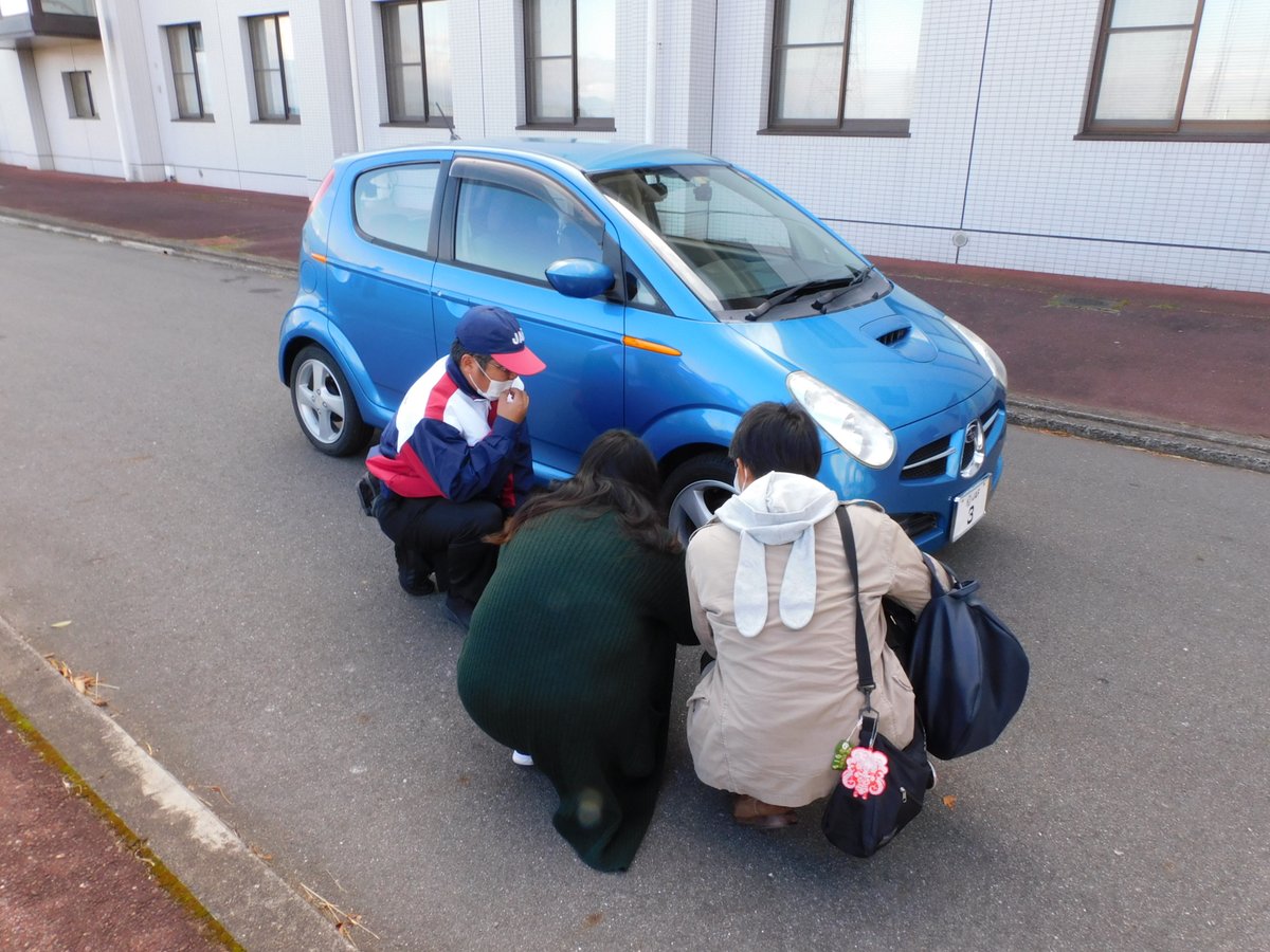 50歳以上のベテランドライバー向け「ドライバーズセミナー シニアコース」を長野県須坂市で初開催❗️🚗

公道ではできない運転をマイカーで体感🙌
JAFのインストラクターと一緒に安全運転を見つめ直してみませんか❓

詳細はこちら👇
jaf.or.jp/common/area/20…