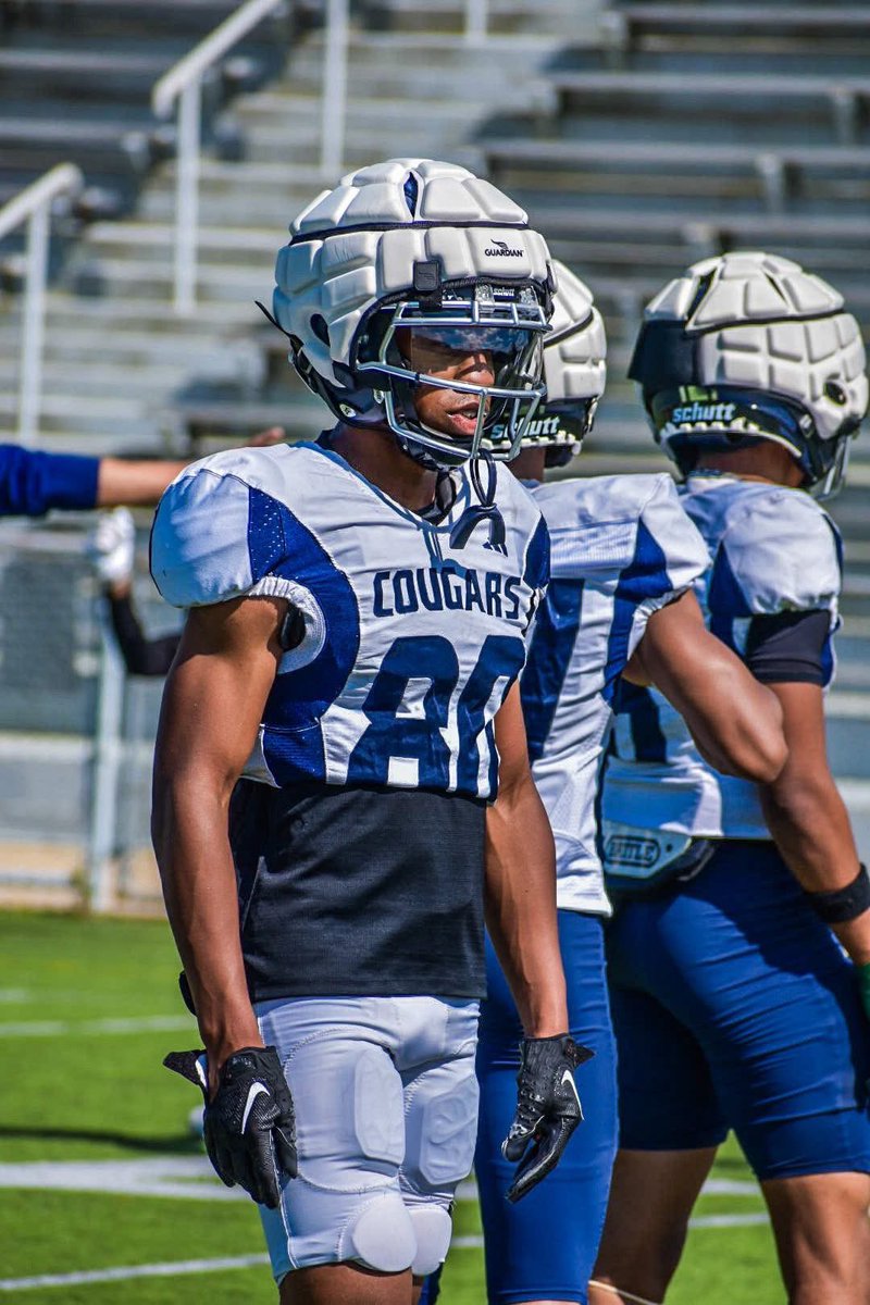 🎱 (@_austencollins) on Twitter photo Take a peek behind the curtain, see a star in the making 🌟 #BigClay <a href="/CCHSfootbal/">Clay-Chalkville Football</a> <a href="/coachfloyd33/">Stuart Floyd</a> <a href="/Jburdette82/">Justin Burdette</a> <a href="/DownSouthFb1/">Down South</a> <a href="/HallTechSports1/">Hall-Tech Sports</a> <a href="/RecruitBigClay/">Clay-Chalkville Football Recruiting</a> <a href="/BamaPrepsFB/">BamaPreps</a> <a href="/PrepRedzoneAL/">Prep Redzone Alabama</a> <a href="/AL7AFootball/">Alabama7AFootball</a> Take a peek behind the curtain, see a star in the making 🌟 #BigClay <a href="/CCHSfootbal/">Clay-Chalkville Football</a> <a href="/coachfloyd33/">Stuart Floyd</a> <a href="/Jburdette82/">Justin Burdette</a> <a href="/DownSouthFb1/">Down South</a> <a href="/HallTechSports1/">Hall-Tech Sports</a> <a href="/RecruitBigClay/">Clay-Chalkville Football Recruiting</a> <a href="/BamaPrepsFB/">BamaPreps</a> <a href="/PrepRedzoneAL/">Prep Redzone Alabama</a> <a href="/AL7AFootball/">Alabama7AFootball</a>
