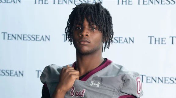 Ryan Callahan (@ryancallahan247) on Twitter photo Four-star edge rusher, in-state Vols target <a href="/Groves_Zach0/">Zach Groves</a> narrows focus to five schools
247sports.com/college/tennes… Four-star edge rusher, in-state Vols target <a href="/Groves_Zach0/">Zach Groves</a> narrows focus to five schools
247sports.com/college/tennes…