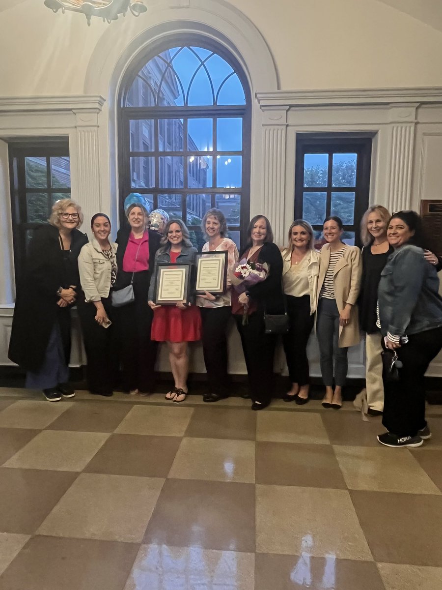 HPS_Washington's tweet photo. A night spent celebrating Hawthorne’s GEOY Award winners and retirees! Congratulations to all but especially our Wildcats Melanie Krzeminski, Marge Tamburro, Diane Heffernan, Suzanne Hesse and Lori Stroh. Thank you to all that came out to support this very special group! https://t.co/KdMggmIUls